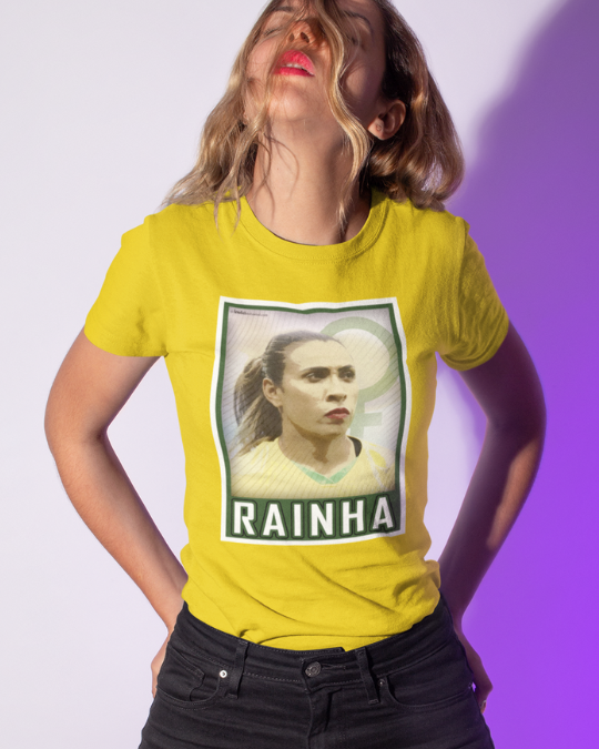 Nome do produto: CAMISETA RAINHA MARTA FEMININA - Brasil