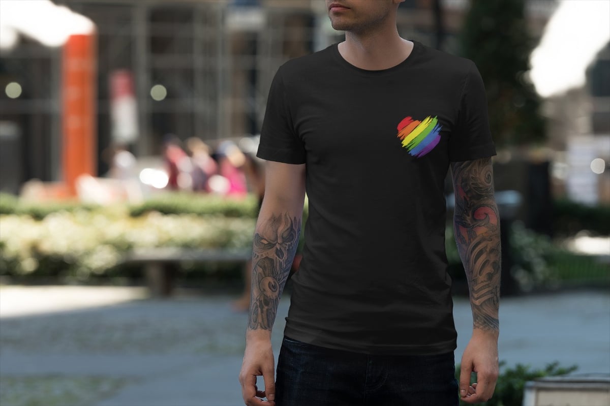 Nome do produto: T-Shirt Quality Coração Riscado P