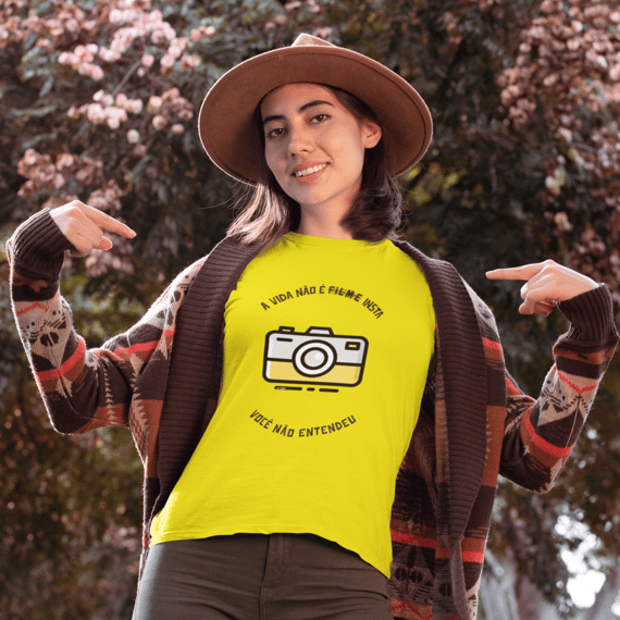 Blusinha 'a vida não é Insta'