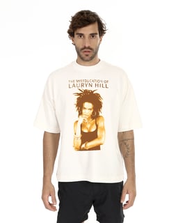 Camiseta Oversized Lauryn Hill Mis Mind The Gap Co.