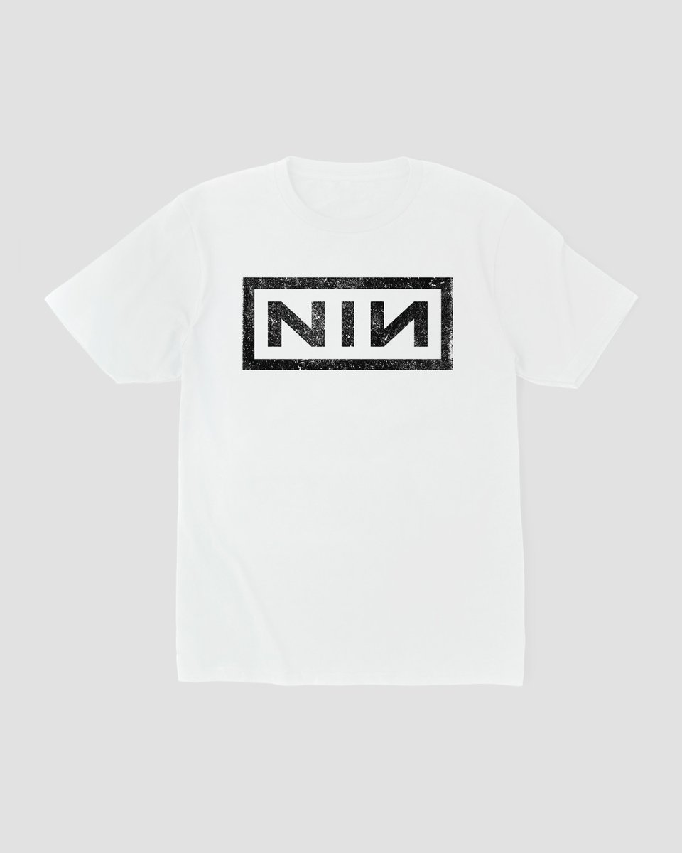 Nome do produto: Camiseta Nine Inch Nails Logo 1 White Mind The Gap Co.