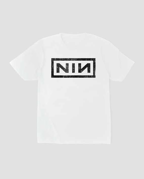Camiseta Nine Inch Nails Logo 1 White Mind The Gap Co.