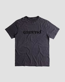 Camiseta Estonada Unwound Leaves Black Mind The Gap Co.