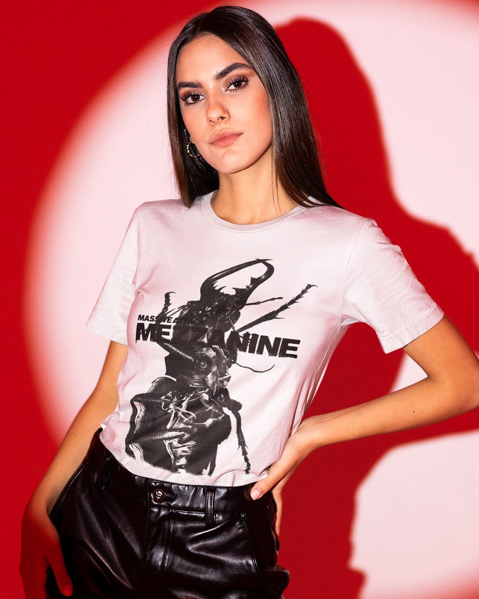 Nome do produto: Camiseta Massive Attack Mezzanine Mind The Gap Co.