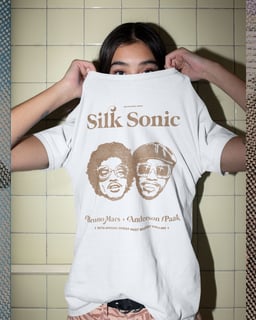 Camiseta Silk Sonic Mind The Gap Co.