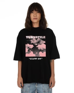 Nome do produtoCamiseta Oversized Turnstile Glow Mind The Gap Co.