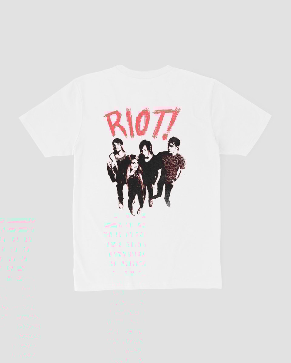 Nome do produto: Camiseta Paramore Riot Mind The Gap Co.