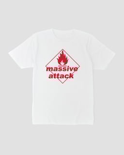 Nome do produtoCamiseta Massive Attack Mind The Gap Co.