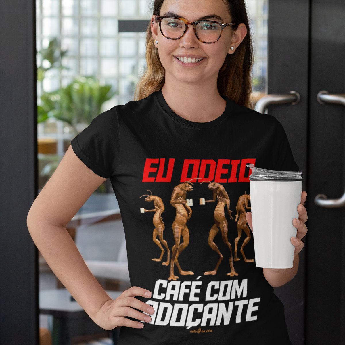 Nome do produto: Camiseta Feminina Café - Eu odeio café com adoçante