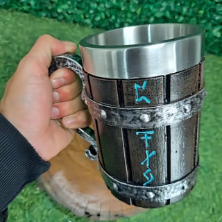 Nome do produto Caneca Nórdica Viking C/ Runas 600 Ml