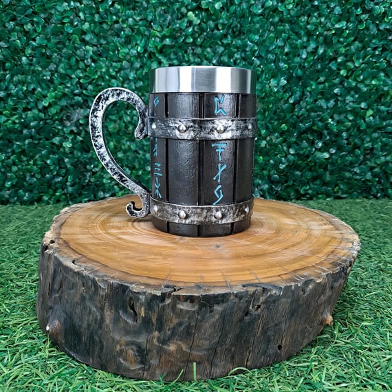Caneca Nórdica Viking C/ Runas 600 Ml