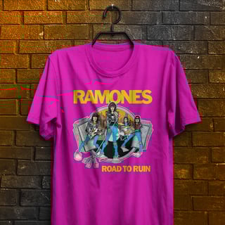Nome do produto Camiseta Ramones - Road To Ruin