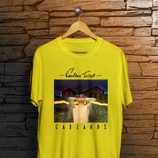 Nome do produto Camiseta Cocteau Twins - Garlands - Logo Preto