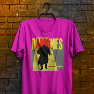 Nome do produto Camiseta Ramones - Pleasant Dreams
