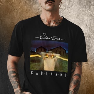 Nome do produto Camiseta Cocteau Twins - Garlands - Logo Branco