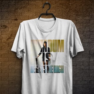 Nome do produto Camiseta Dum Dum Girls - He Gets Me High
