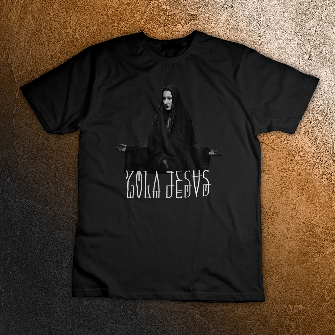 Nome do produto: Plus Size Zola Jesus