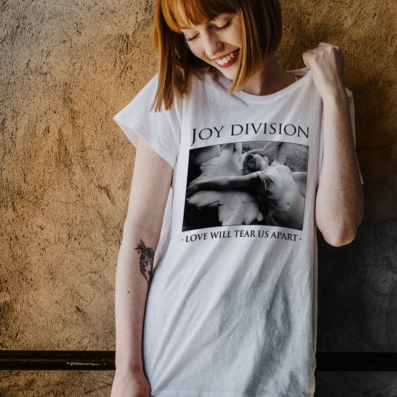 Baby Look Joy Division - Love - Logo Preto