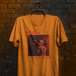 Nome do produto Camiseta Selofan - Partners in Hell
