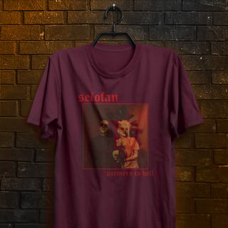 Nome do produto Camiseta Selofan - Partners in Hell