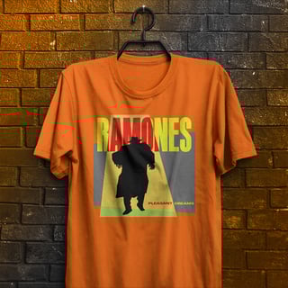Nome do produto Camiseta Ramones - Pleasant Dreams