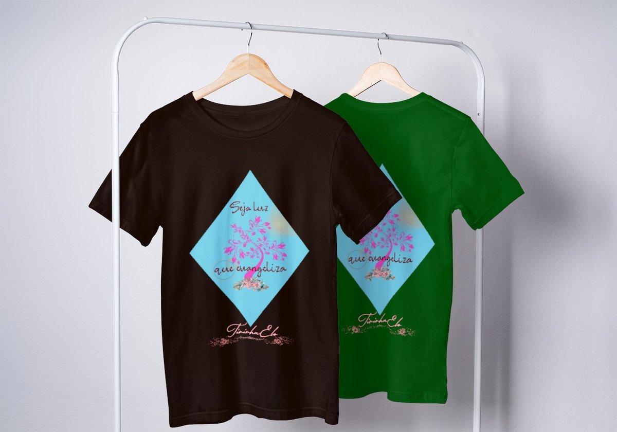 Nome do produto: Camiseta Tininha Elo - Seja luz que evangeliza