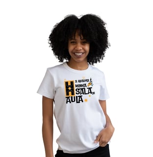 Camiseta Feminina - A quadra é minha sala de aula