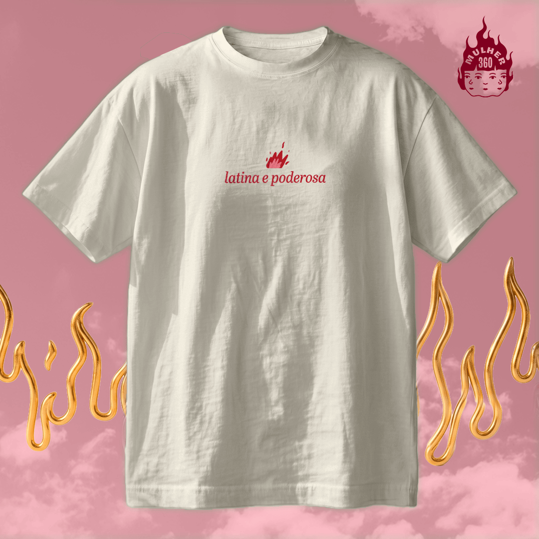 Nome do produto: Latina e Poderosa  - Camiseta Regular