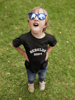 Nome do produto Camiseta Infantil - Rebelde 2004 ®