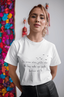Nome do produto Camiseta Unissex -  Otro dia que vá ♀