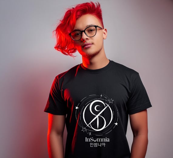 Camiseta InSomnia + Hangul (versão estampa branca)
