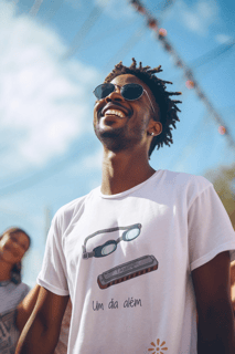 Nome do produto Um dia além - óculos e gaita