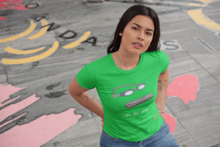 Nome do produto Um dia além - gaita e óculos (feminina - verde-bandeira)