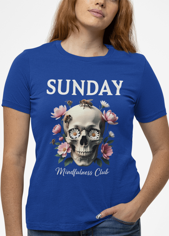 Camiseta Classica Sunday (crânio e Flores)