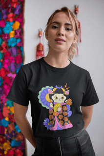 Camiseta personalizada feminina Gatinha Gueixa
