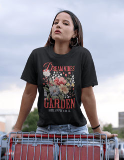 Camiseta Classica Dream Vibes Garden
