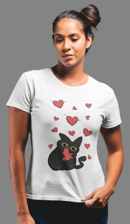 Camiseta personalizada Gatinho e Corações