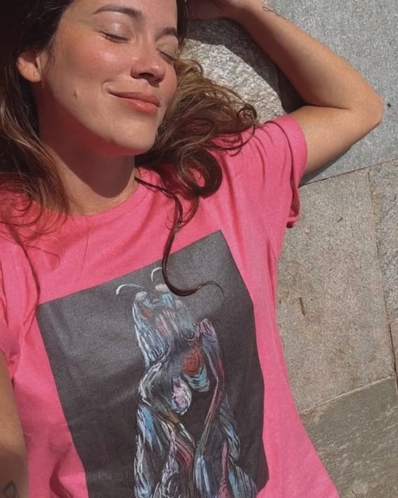 Camiseta Louve a Deusa estonada