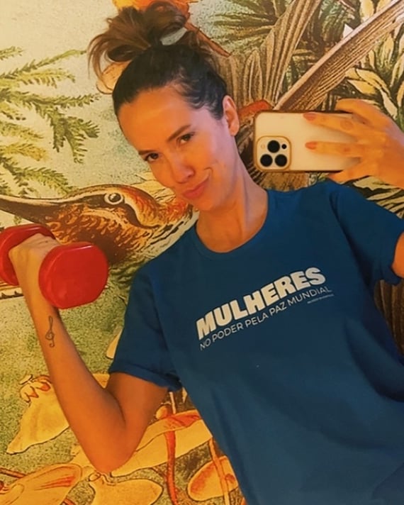 Camiseta Mulheres no poder pela paz mundial