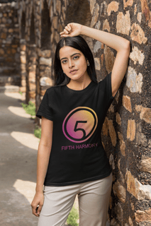 Nome do produto CAMISETA FEMININA FIFTH HARMONY LOGO