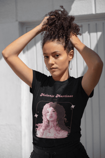Nome do produto CAMISETA FEMININA MELANIE MARTINEZ