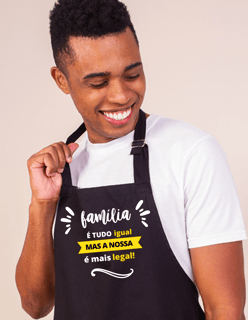 Nome do produto Avental/família é tudo igual/ cor preto
