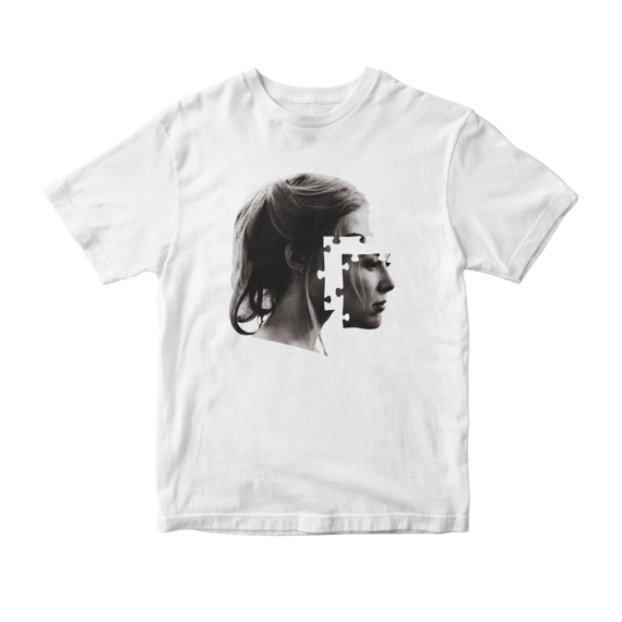 Camiseta Amy Dunne P&B - Gone Girl (Garota Exemplar)