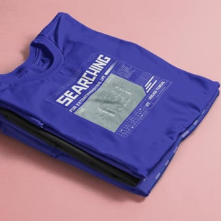 Nome do produto Procurando | Camiseta Unissex