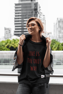 Nome do produto VARIEDADES - Love is the only way