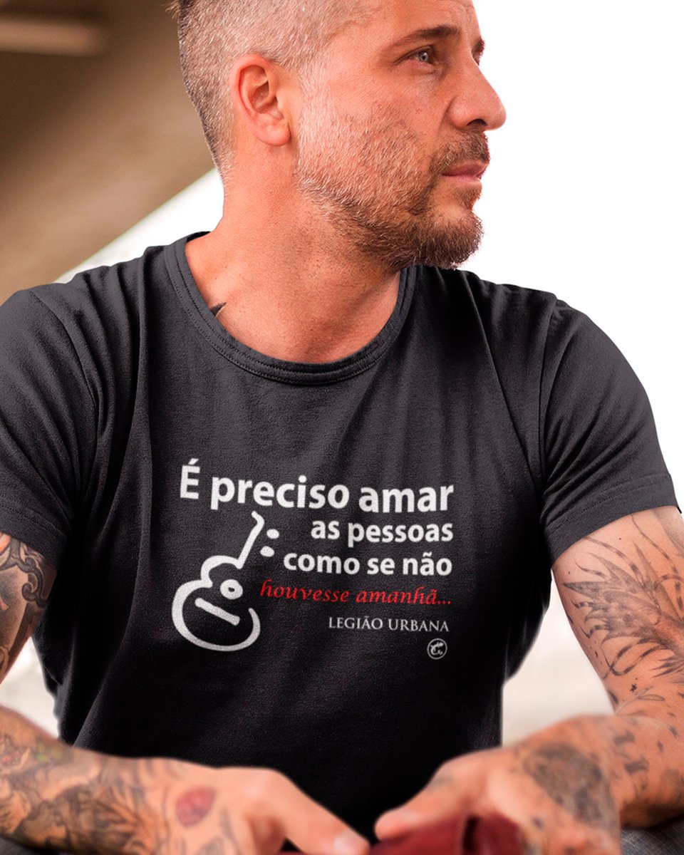 Nome do produto: Camiseta Legião Urbana - Pais e Filhos