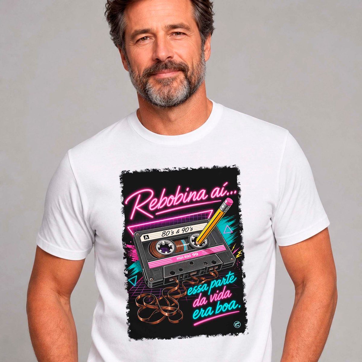Nome do produto: Camiseta Rebobina ai