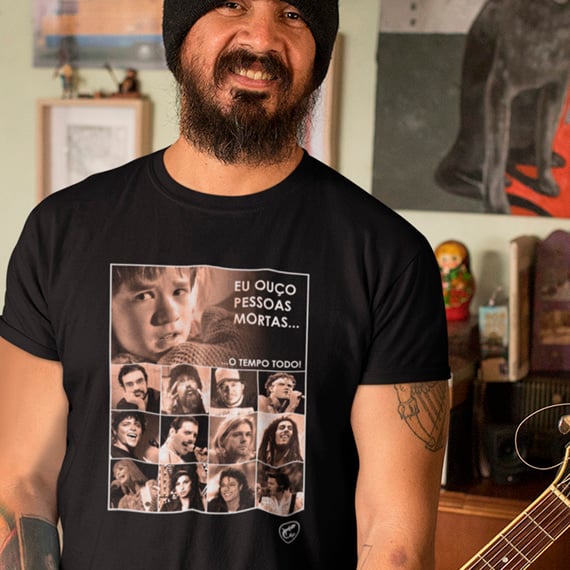 Nome do produto: Camiseta Eu ouço pessoas mortas...O tempo todo! Versão 01