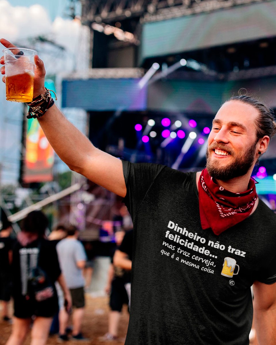 Nome do produto: Camiseta de Boteco Dinheiro não traz felicidade, mas traz cerveja que é a mesma coisa