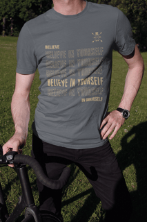 Nome do produto Believe In Yourself - T-Shirt Classic